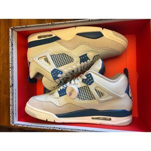 Nike Air Jordan 4 Retro "Military Blue" sneakers